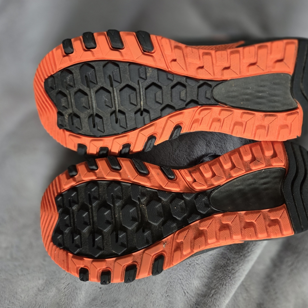 New Balance Men's Athletic Shoes Black with Orange Accents - Picture 4 of 6